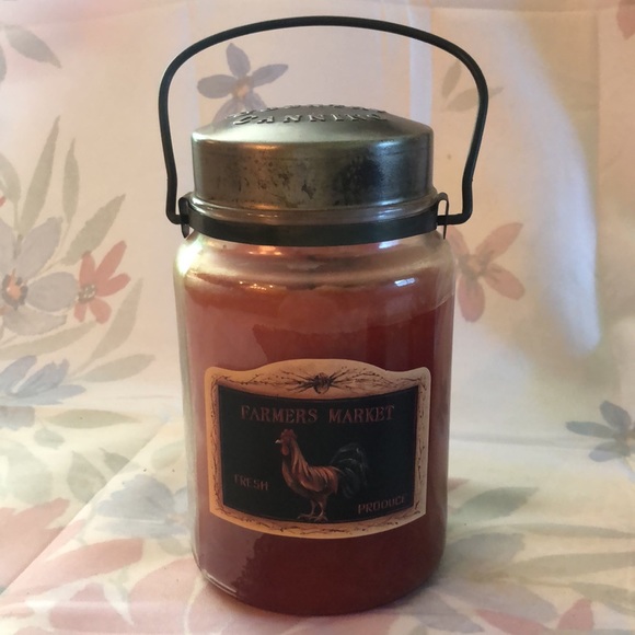 McCall's Farmers Market 26 Oz., 16 Oz. and 5 Oz. Candles - Cinnamon Scent - Picture 4 of 9